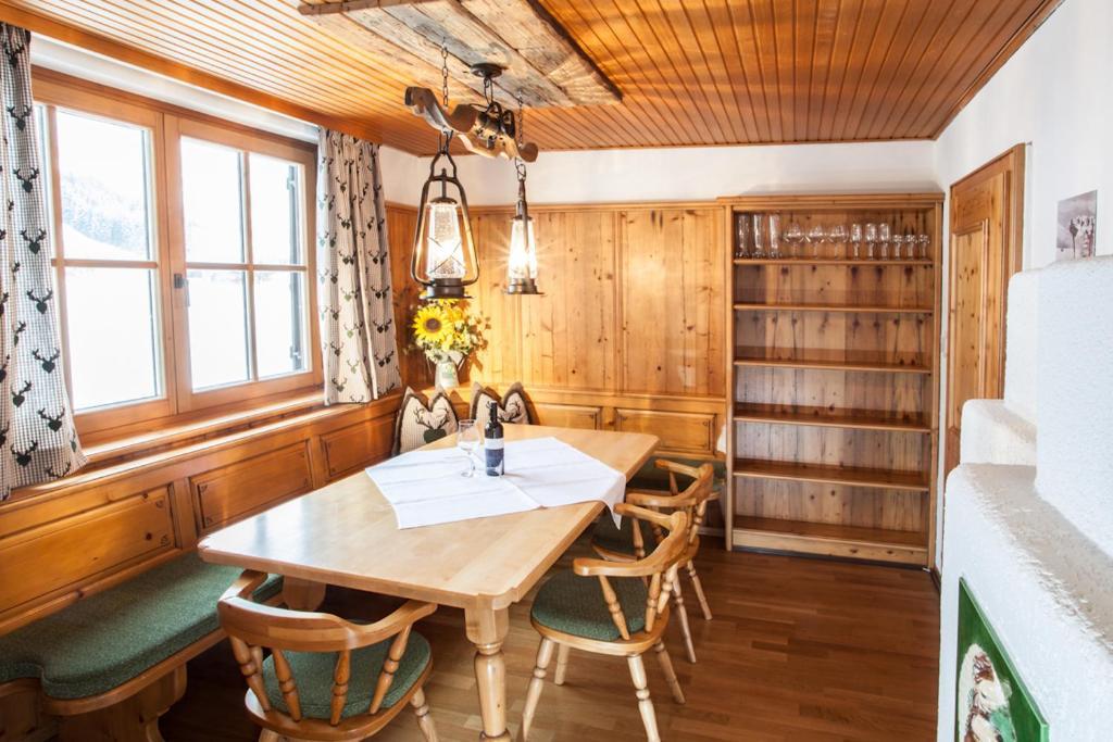 Chalet Appartement Alpenherz 萨尔巴赫 客房 照片