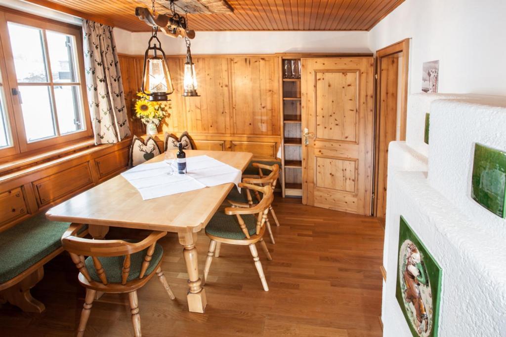 Chalet Appartement Alpenherz 萨尔巴赫 客房 照片